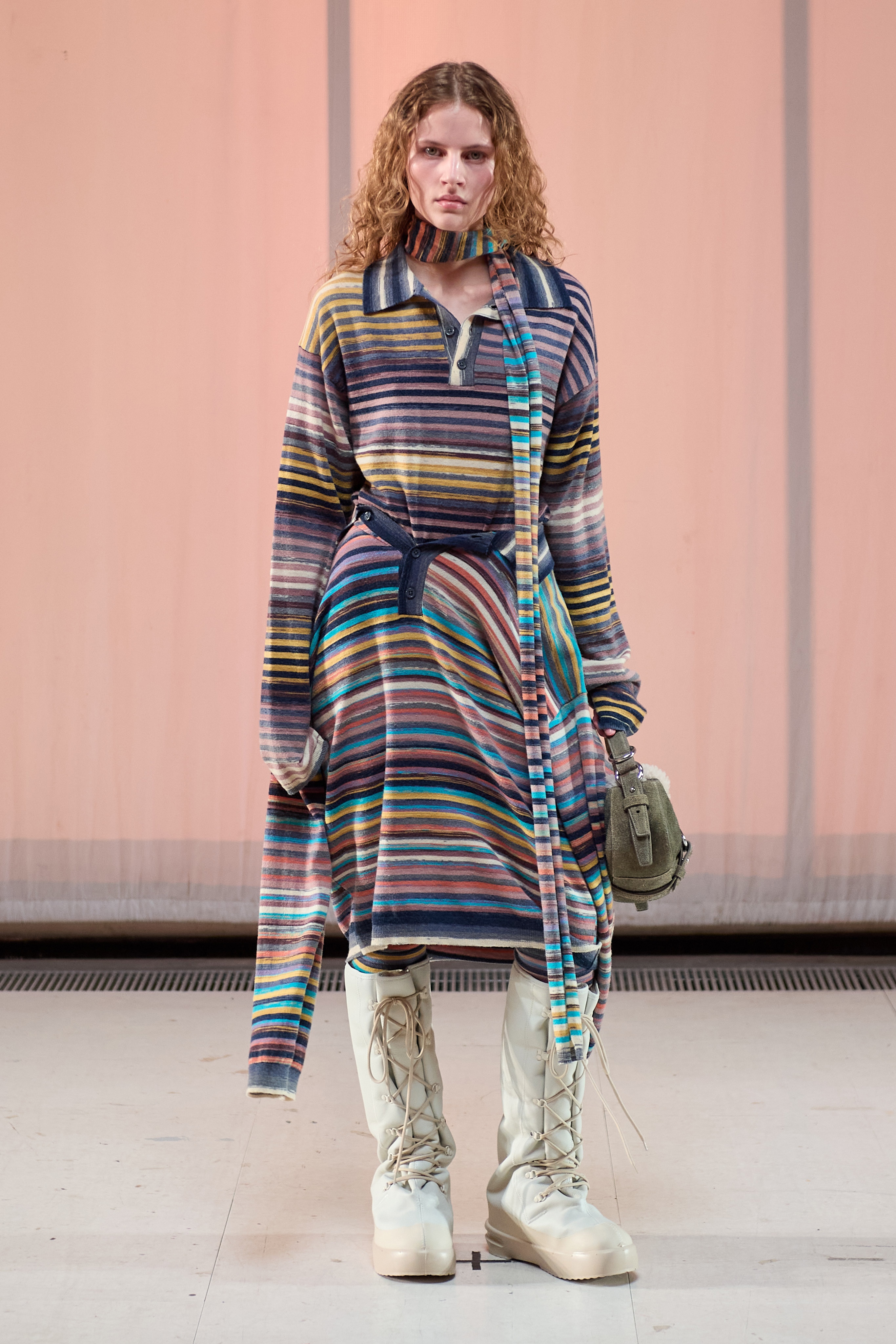 Aw26 Copenhagen Fashion Week Holzweiler Runway 2X3 James Cochrane 25 (1)