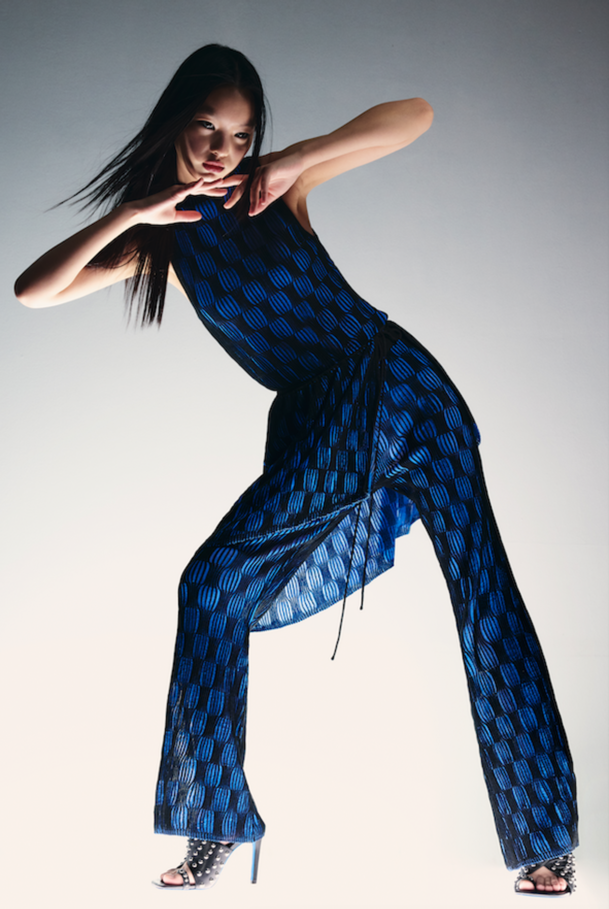 CHET LO PULL&BEAR CHET LO PULL&BEAR