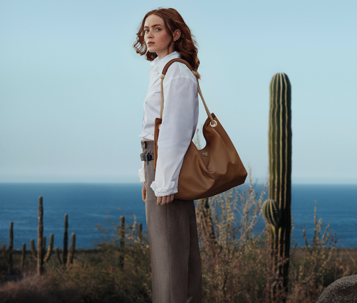 Prada Re Nylon Sadie Sink Prada Re Nylon Sadie Sink