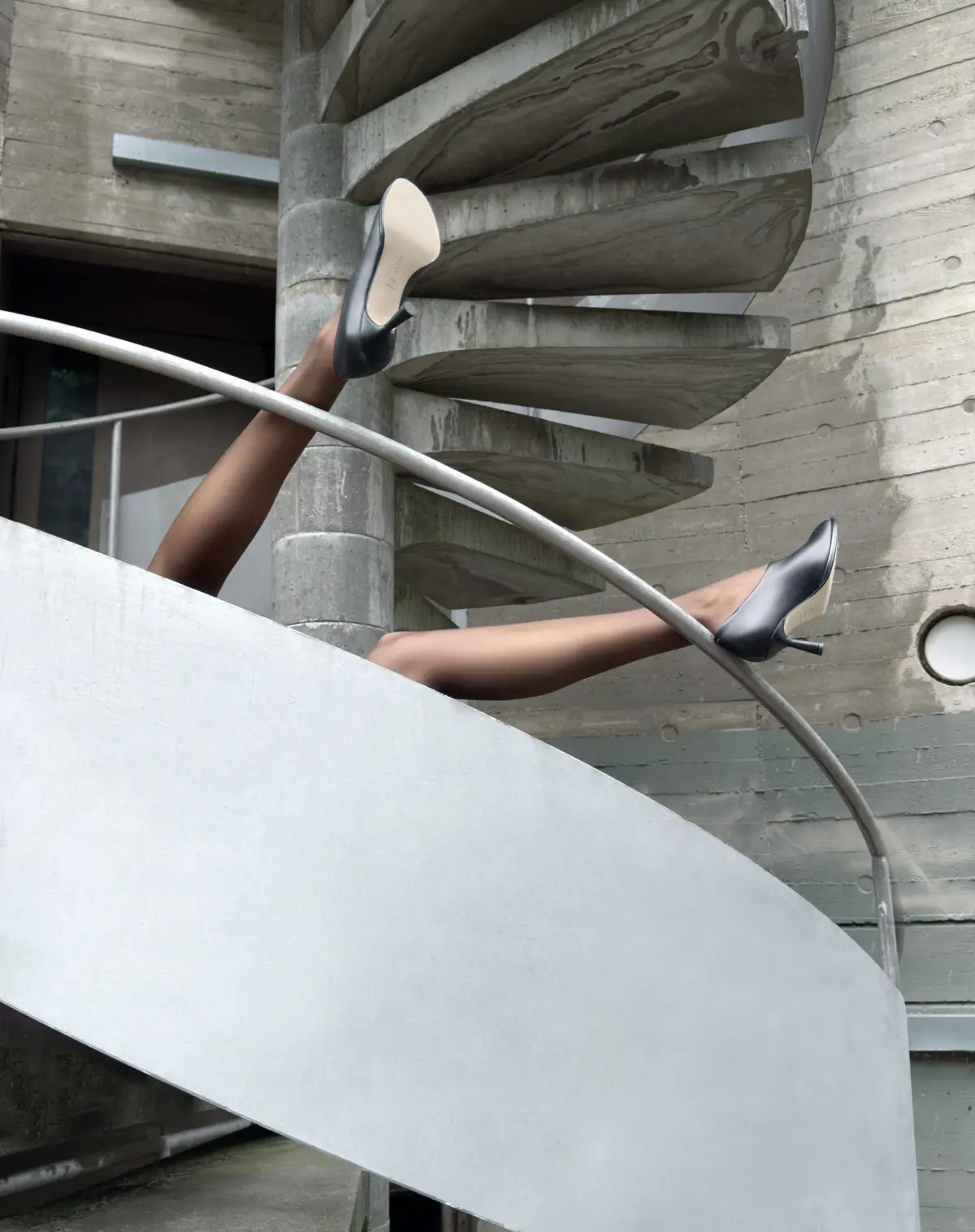 Aeyde FW24 (C)Daniel Roche Izzy 02 Aeyde FW24 (C)Daniel Roche Izzy 02