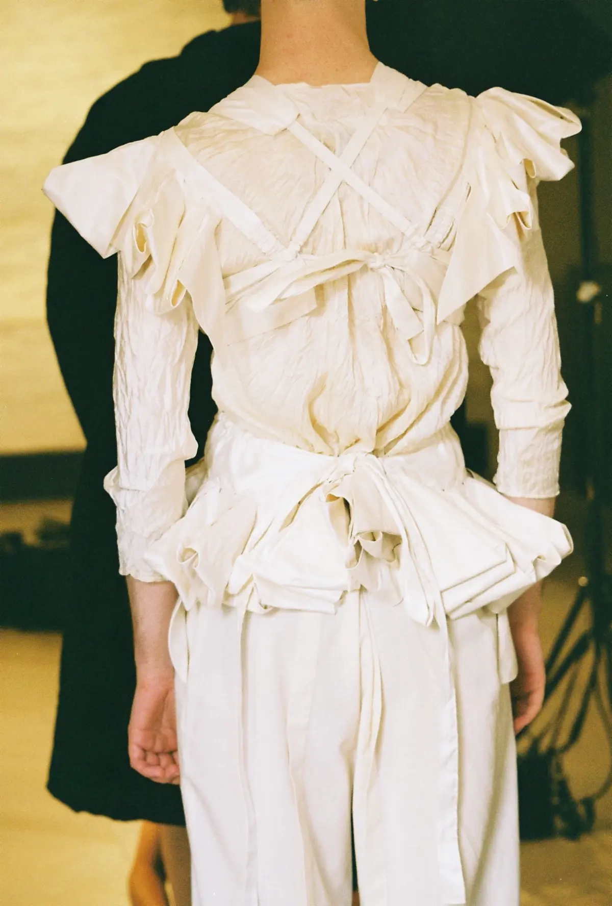 R1 05818 012A R1 05818 012A