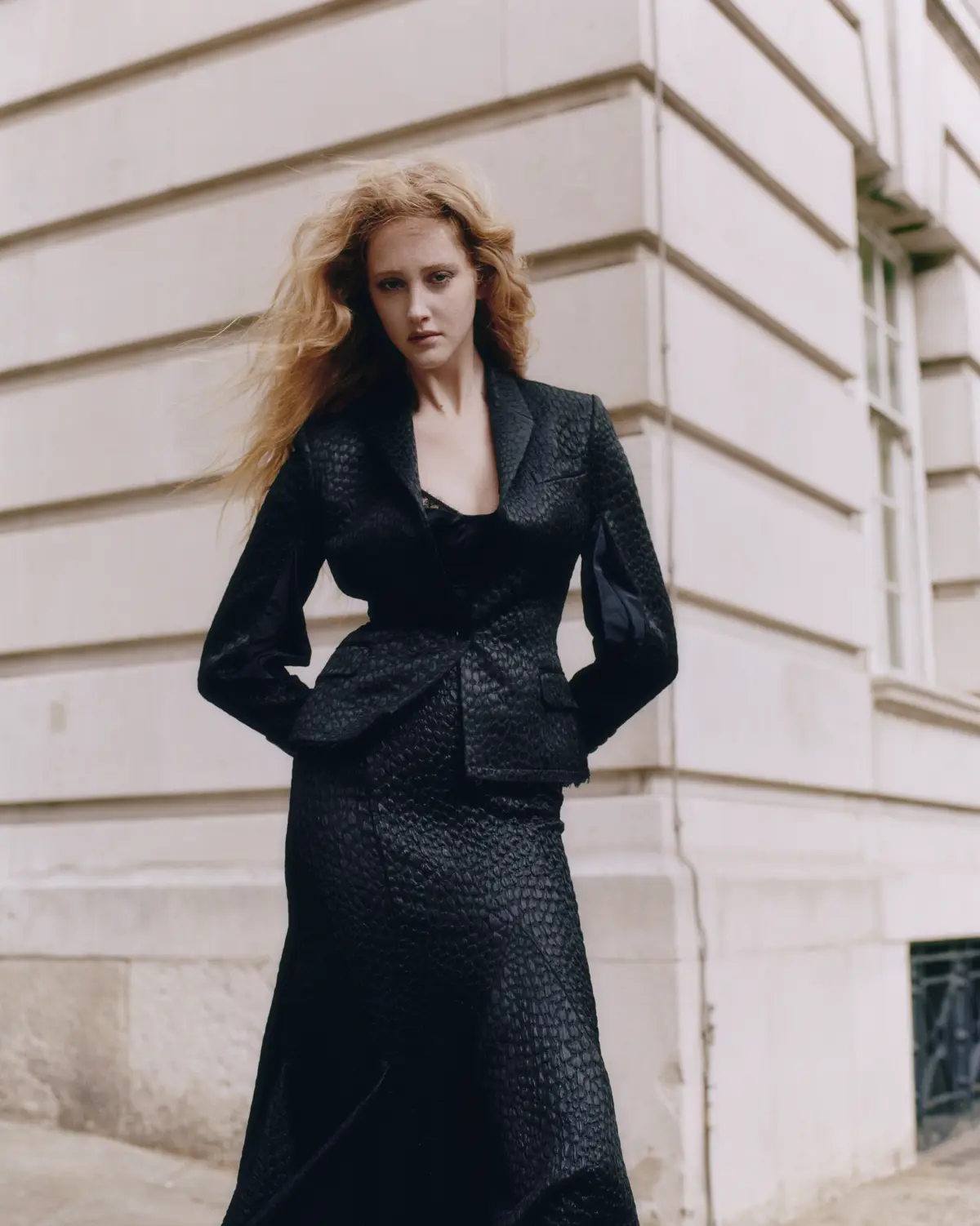 JR BECAUSE 2 JR BECAUSE 2