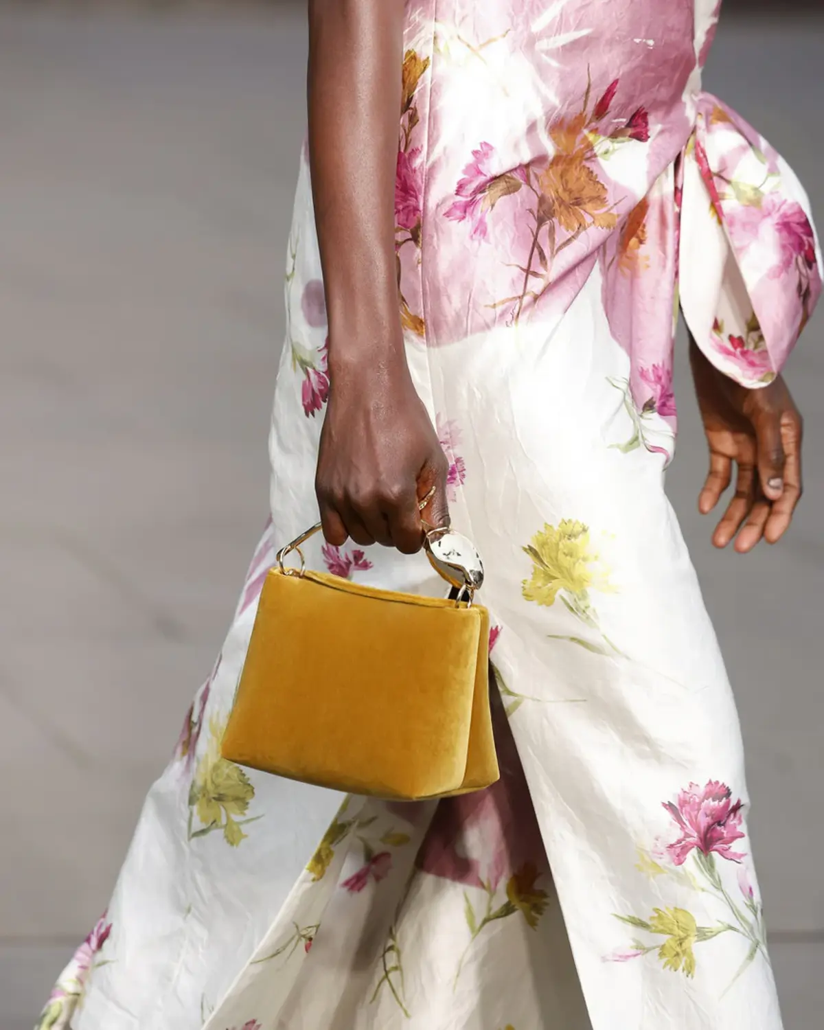 Erdemspringsummer2025 Photographedbyjasonlloydevans Runway Details 53 Erdemspringsummer2025 Photographedbyjasonlloydevans Runway Details 53