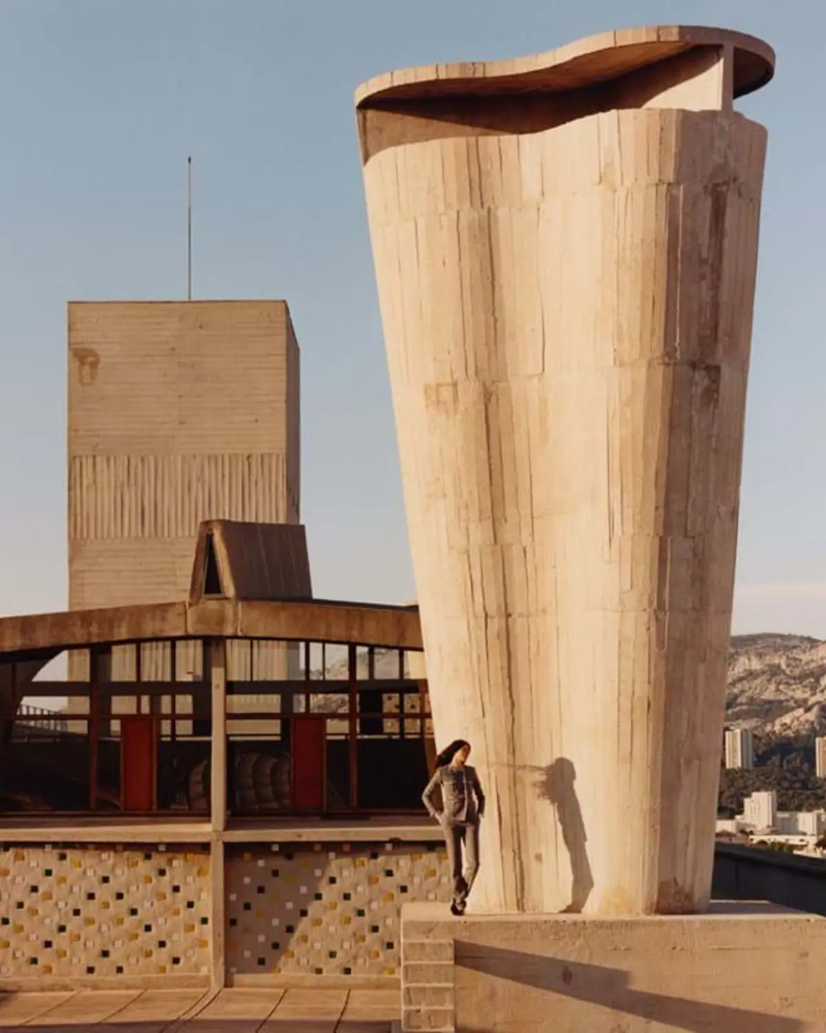 030524 Chanel Photo By Jamie Hawkesworth Le Corbusier Unite Dhabitation Marseille Copyright Flc Adagp Paris 2024 2 Hd 030524 Chanel Photo By Jamie Hawkesworth Le Corbusier Unite Dhabitation Marseille Copyright Flc Adagp Paris 2024 2 Hd