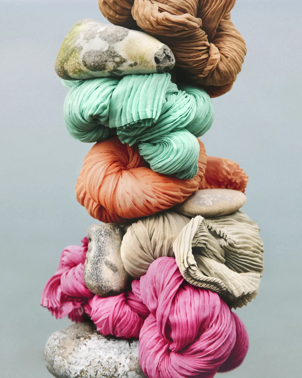 001 IM AW24 HOLIDAY MAIN 001 IM AW24 HOLIDAY MAIN